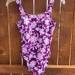 L.L. Bean Size 8 Women's Purple Floral 1pc Bathing Suit Beach Pool Swimwear Swim